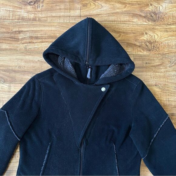 Athleta RARE Sherpa Longline Full Zip Hoodie Jacket Size Medium Black - Picture 7 of 15